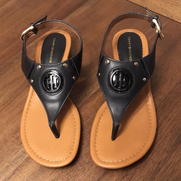 Tommy Hilfiger Shoes - Tommy Hilfiger “TWKISSI” Block Heel T strap Sandal